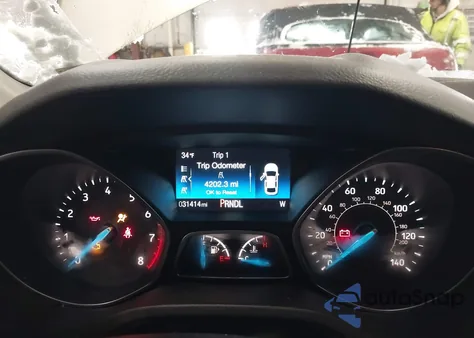 2017 Ford Focus Se from USA, damaged, VIN 1FADP3F28HL302160